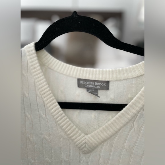 Beechers Brook Cashmilan Sweater - Picture 2 of 2